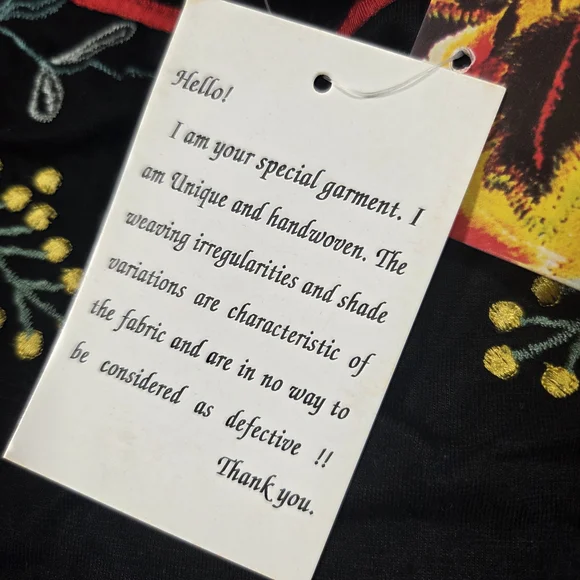 Elegant Black Floral Embroidered Women's Blouse - Picture 6 of 9